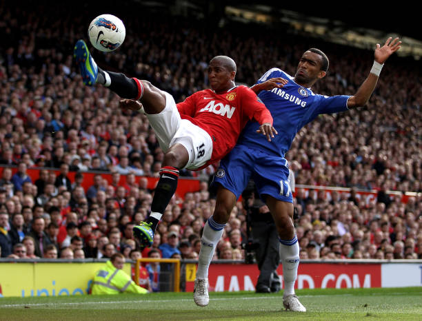 在足球比赛 在足球比赛